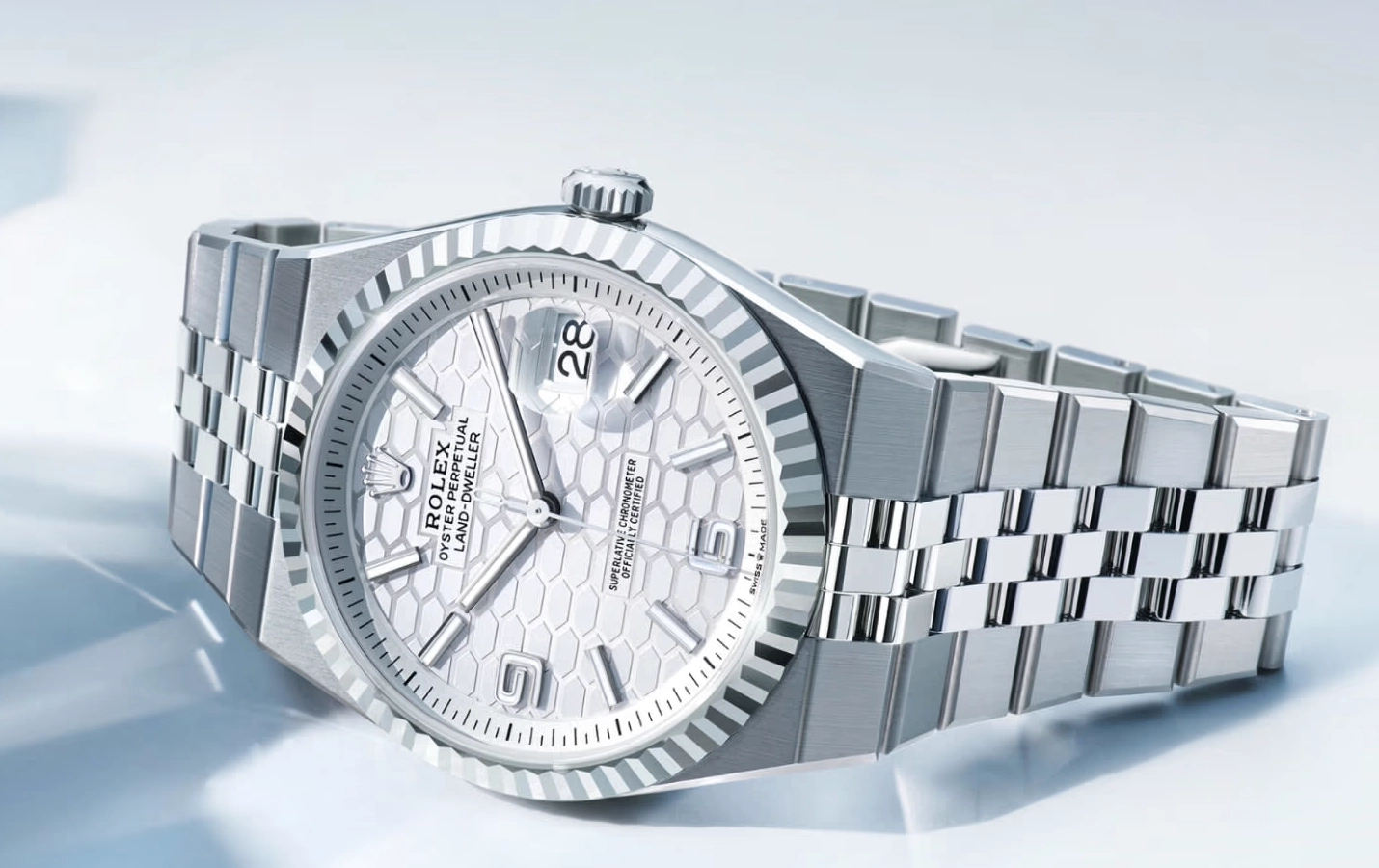 Rolex Land-Dweller 127334 